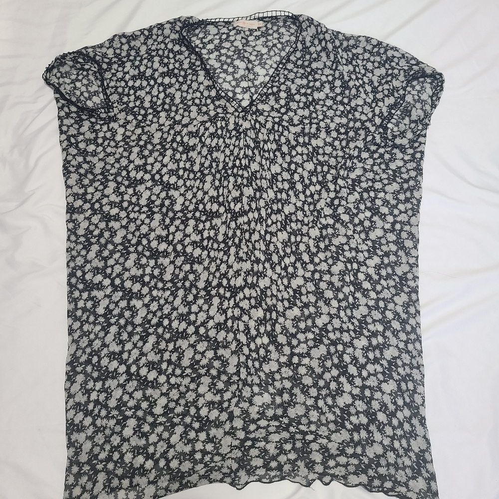 Tory Burch Beach Cover Up Floral Black and White SZ Medium